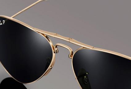 راي بان أفياتور من الذهب قابلة للطيّ